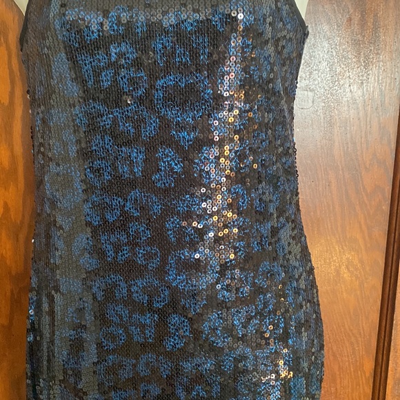 Black and blue leopard sequins Dress! Worn once - Picture 3 of 5